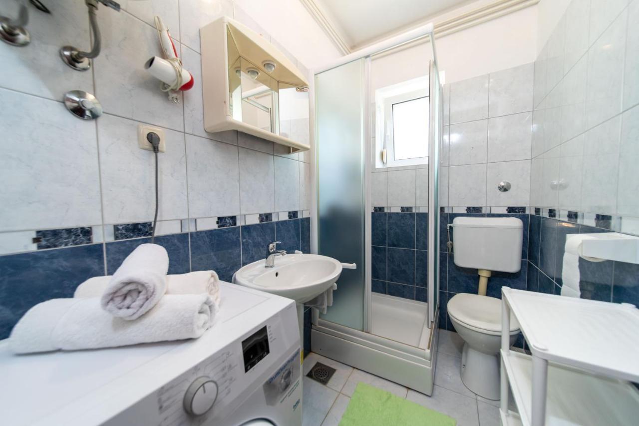 Apartmani Bozica Barbat na Rabu Zewnętrze zdjęcie